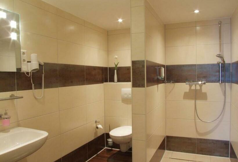 اتاق استاندارد, Boutique Hotel Wolfsburg