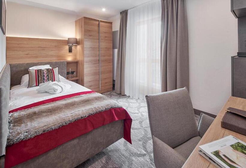 バルコニー付きシングルスタンダードルーム, Alpenhof