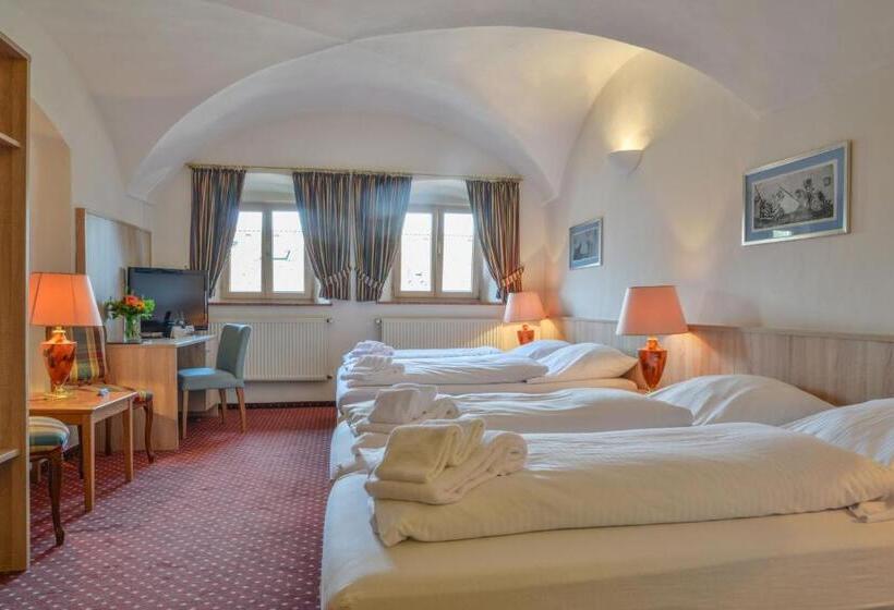 4인용 스탠다드 룸, Alter Wirt