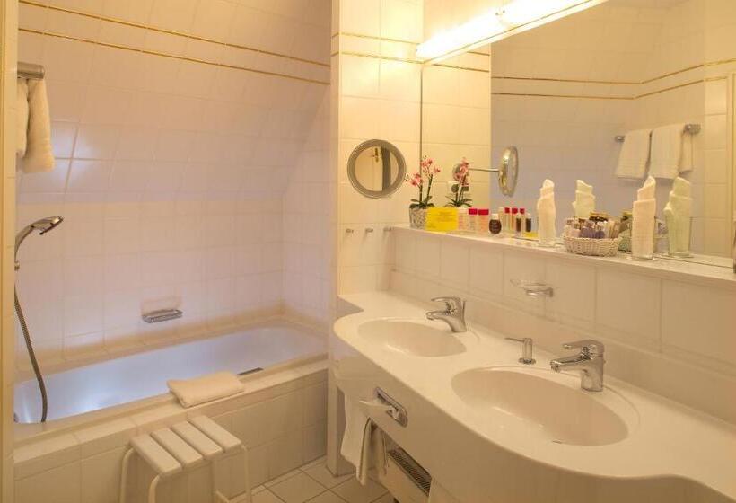 컴포트 룸, Chateau Fontenay