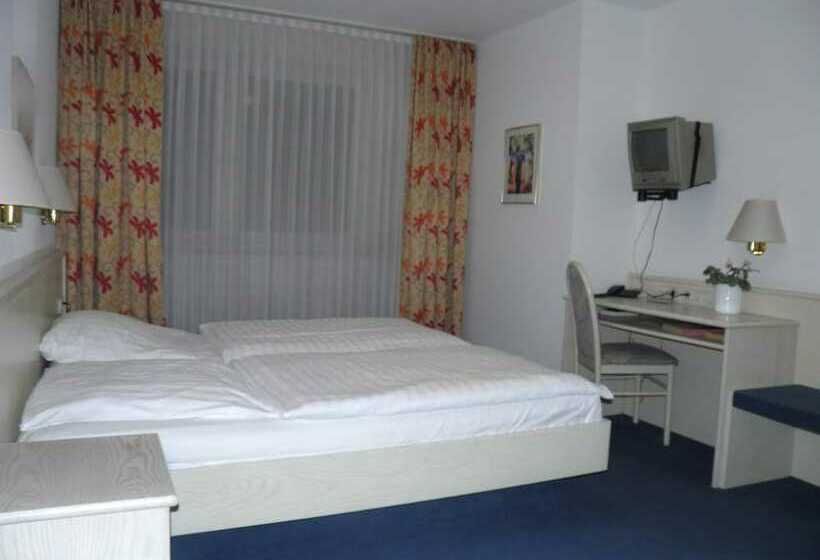 스탠다드 룸, Görres