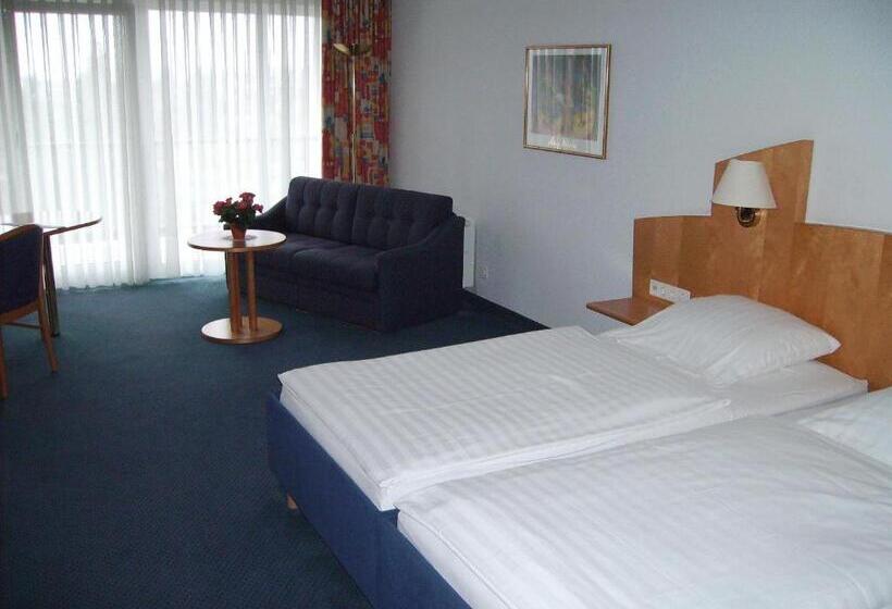 컴포트 룸, Görres