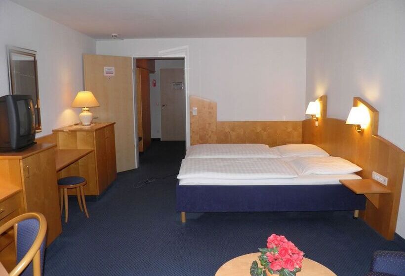 컴포트 룸, Görres