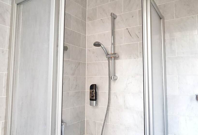 标准间, Kronprinz Garni