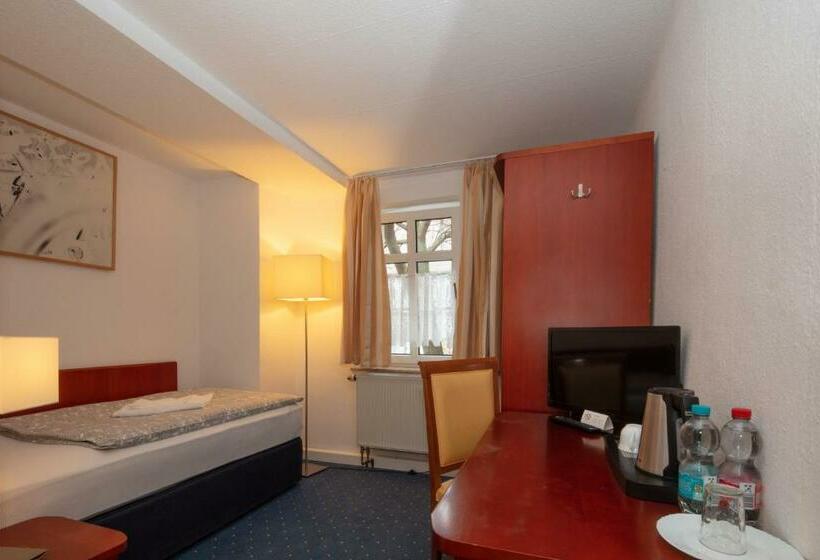 غرفة قياسية, Maximilian