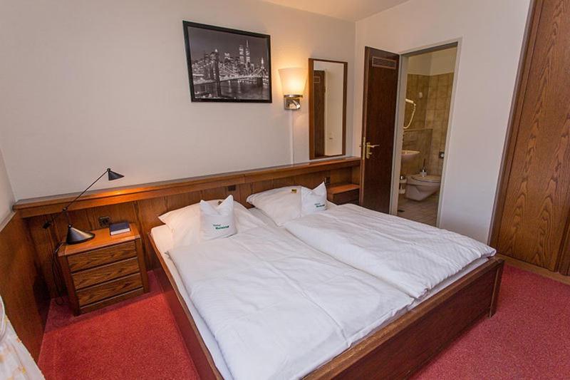 اتاق استاندارد, Restaurant Brintrup