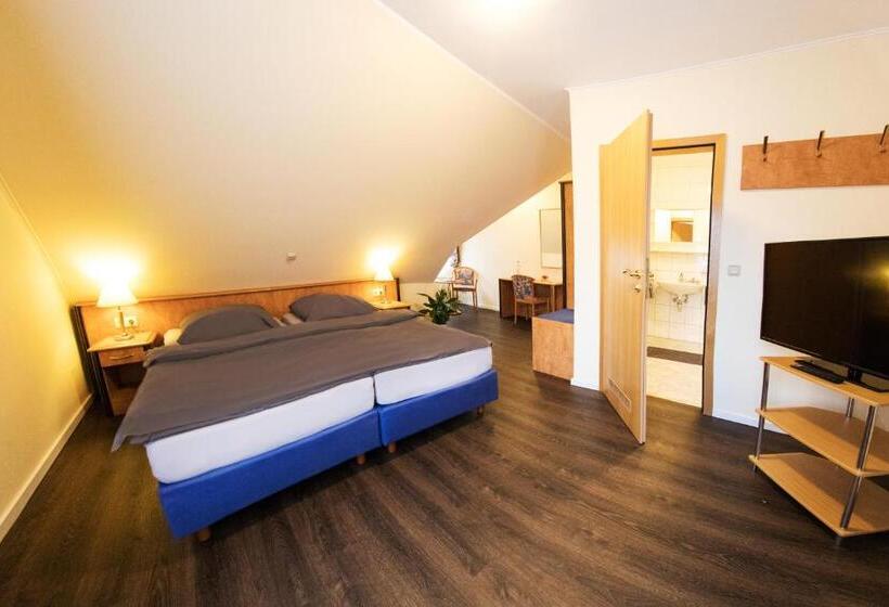 豪华房间, Restaurant Waldlust