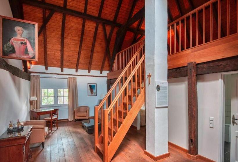 스탠다드 스튜디오 킹침대, Schloss Wissen