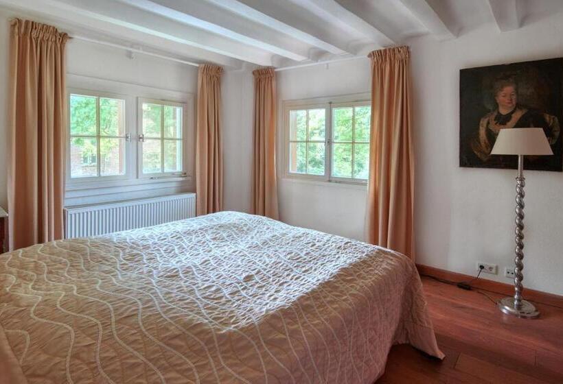 스탠다드 스튜디오 킹침대, Schloss Wissen