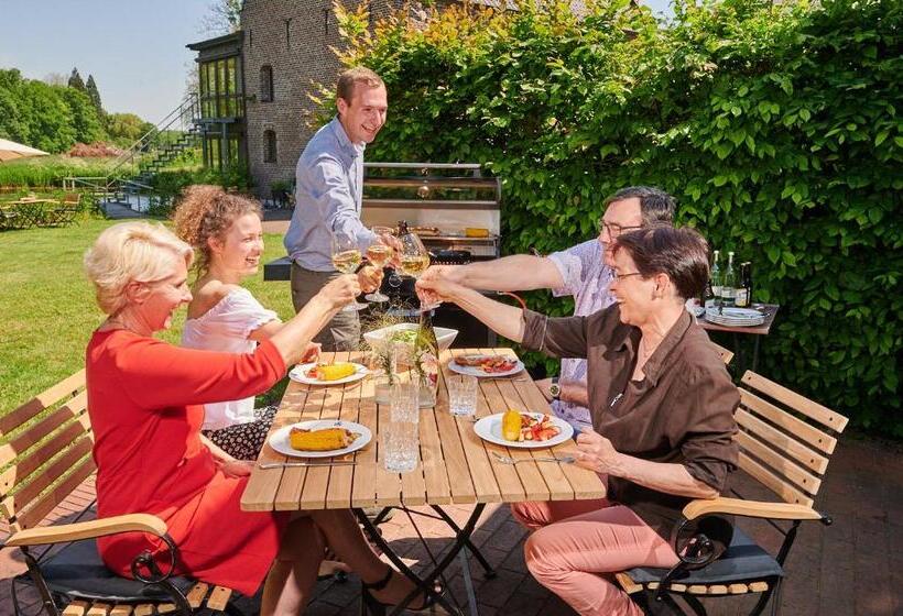 스탠다드 스튜디오 (테라스구비), Schloss Wissen