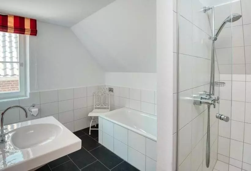 デラックスルーム, Schloss Wissen