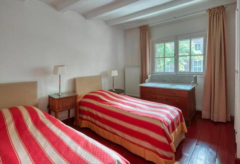 침실 1개 아파트, Schloss Wissen