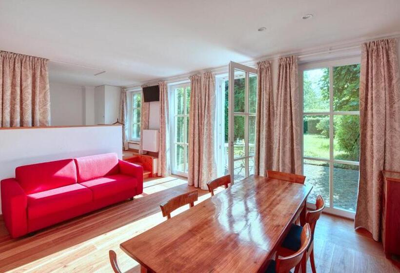 스탠다드 스튜디오 (테라스구비), Schloss Wissen