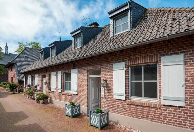 스탠다드 스튜디오 (테라스구비), Schloss Wissen