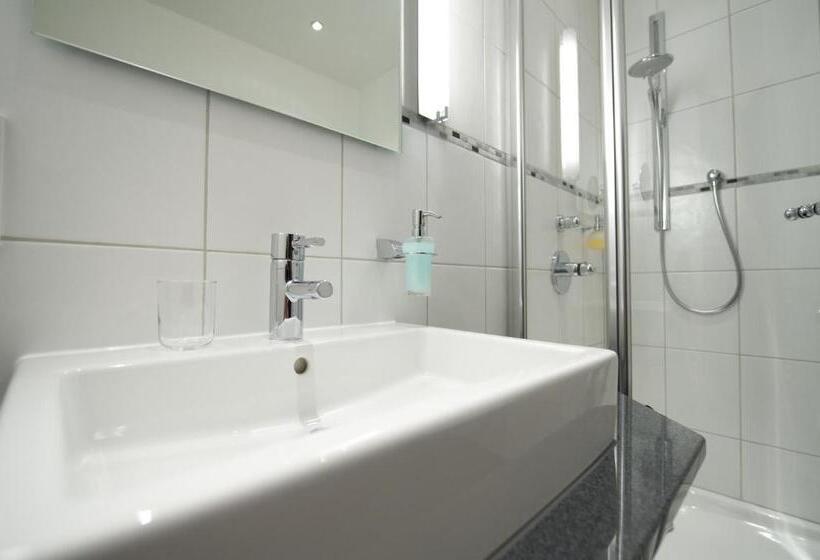 Полулюкс, Westfalen Hof