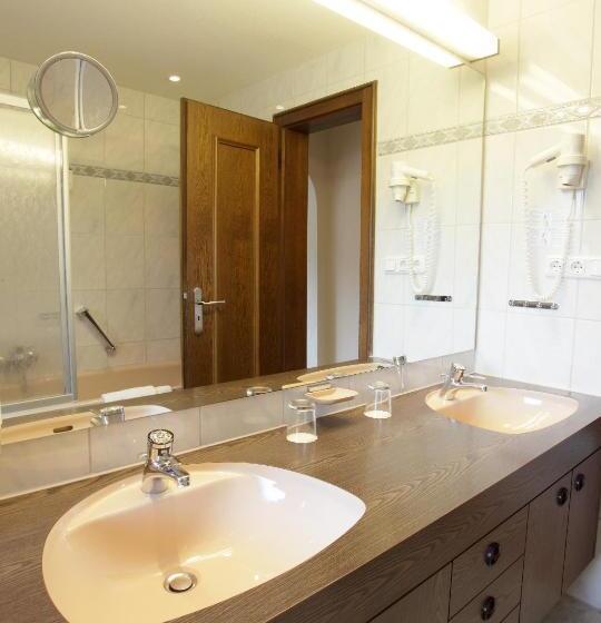 Family flat with view, Wittelsbacher Hof