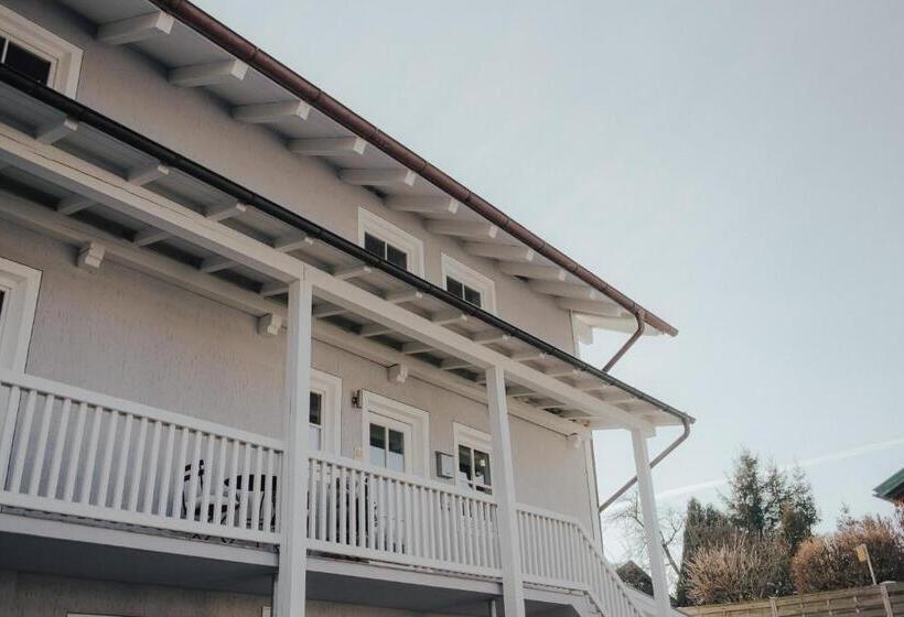 스위트, Zur Sonne