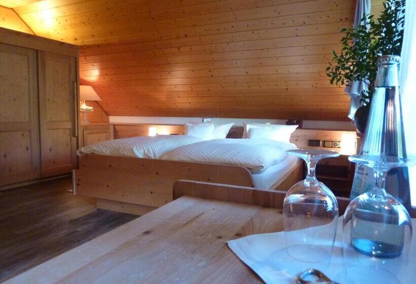 스탠다드 스튜디오, Landhotel Mühle Zu Gersbach