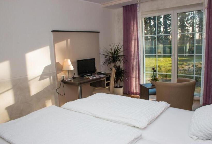 标准间带露台, Landhotel Zum Hasen Hein