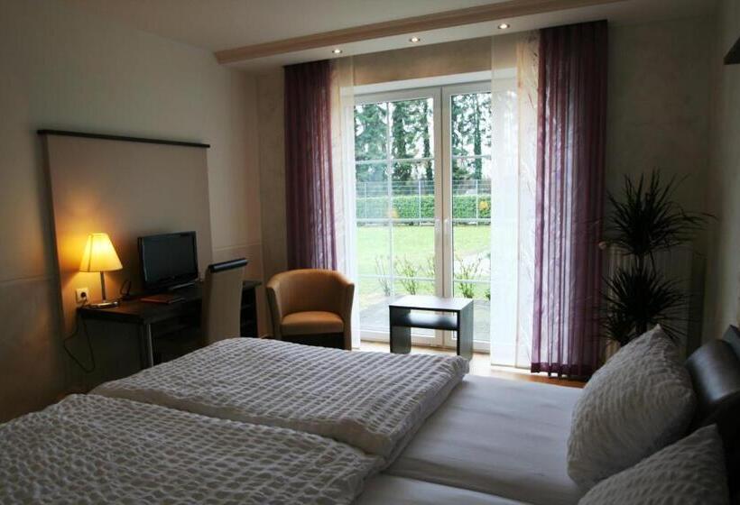 标准间带露台, Landhotel Zum Hasen Hein