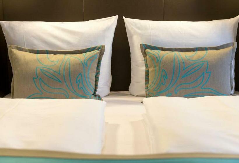 带大床的标准间, Motel One Frankfurt Messe