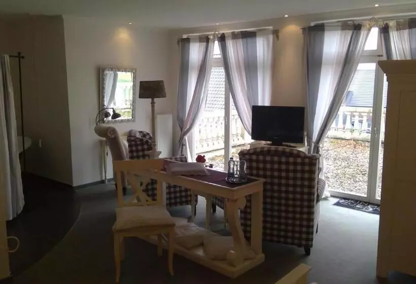テラス付スイート, Gästehaus Chalet Ochtrup