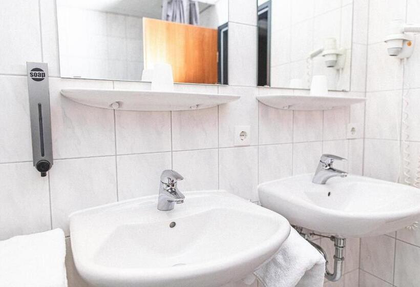 バルコニー付スタンダード４ベッドルーム, Plaza Hotel Föhr Am Bodensee