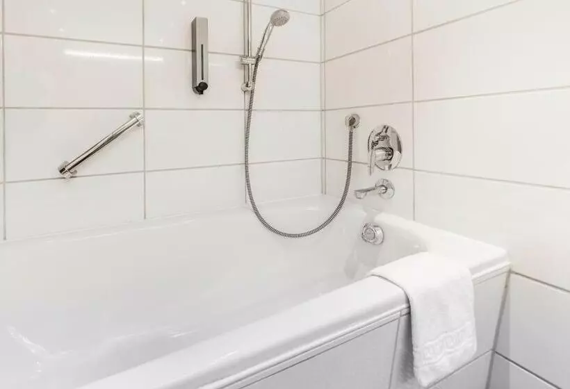 バルコニー付スタンダード４ベッドルーム, Plaza Hotel Föhr Am Bodensee