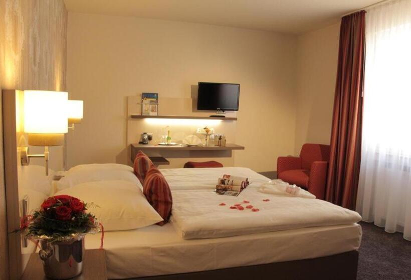 Номер Стандарт, Romantisches Hotel Menzhausen