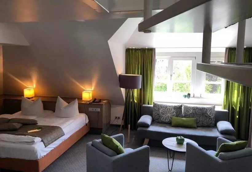 ファミリールーム, Romantisches Hotel Menzhausen