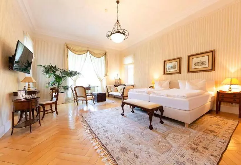 庭の見えるジュニアスイート, Schlosshotel Villa Westerberge