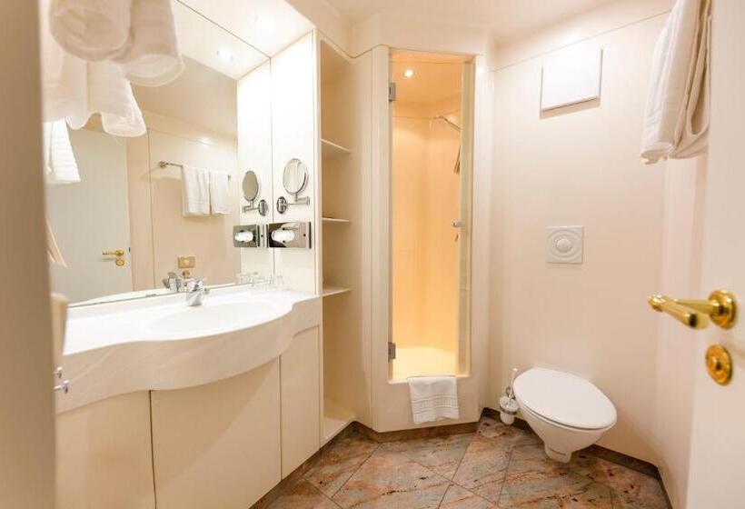 غرفة عائلية, Schlosshotel Villa Westerberge