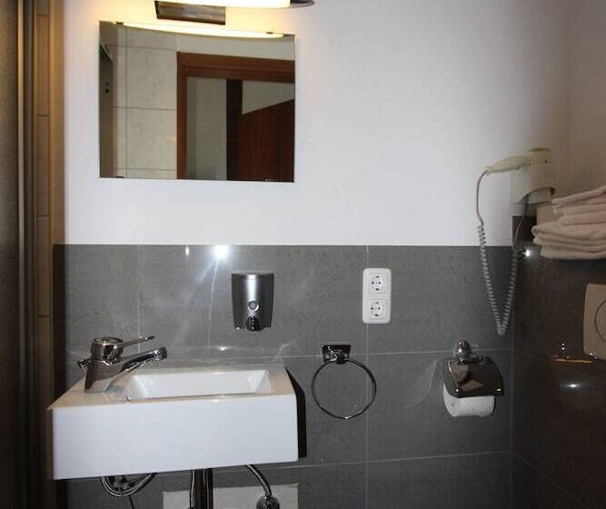 Номер Стандарт Индивидуальный, Stadthotel Kleiner Berg