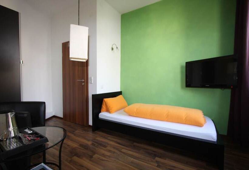 اتاق راحتی یک تخته, Stadthotel Kleiner Berg