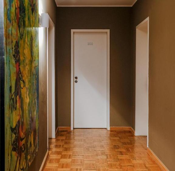 컴포트 싱글 룸, Art Hotel Tucholsky