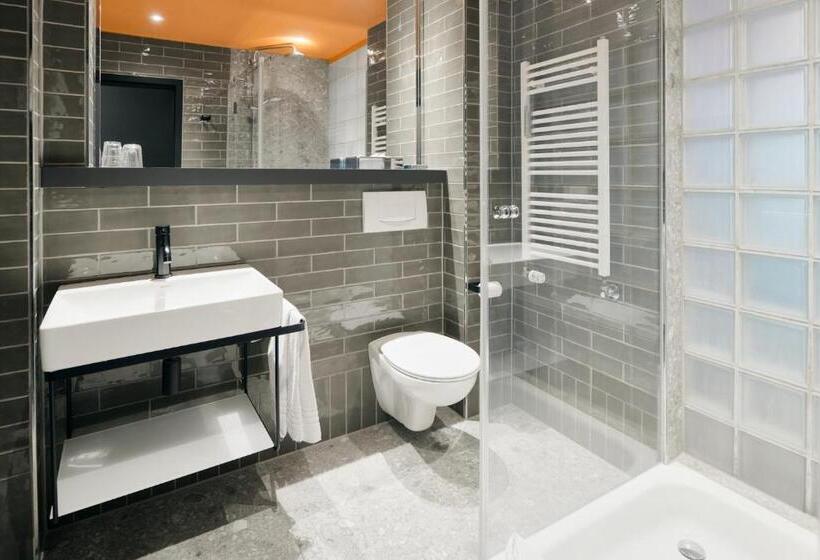 컴포트 싱글 룸, Art Hotel Tucholsky