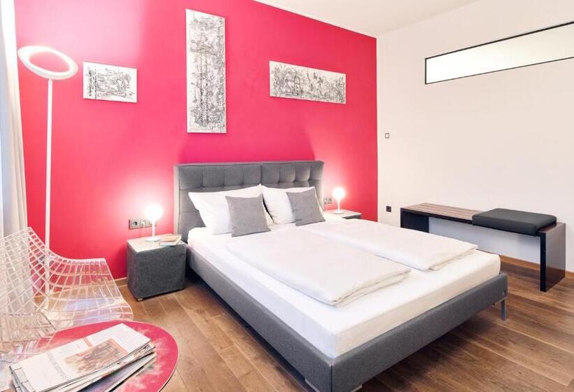 컴포트 룸, Art Hotel Tucholsky