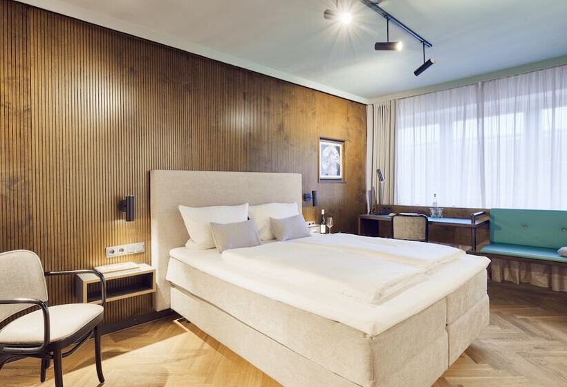 컴포트 룸, Art Hotel Tucholsky