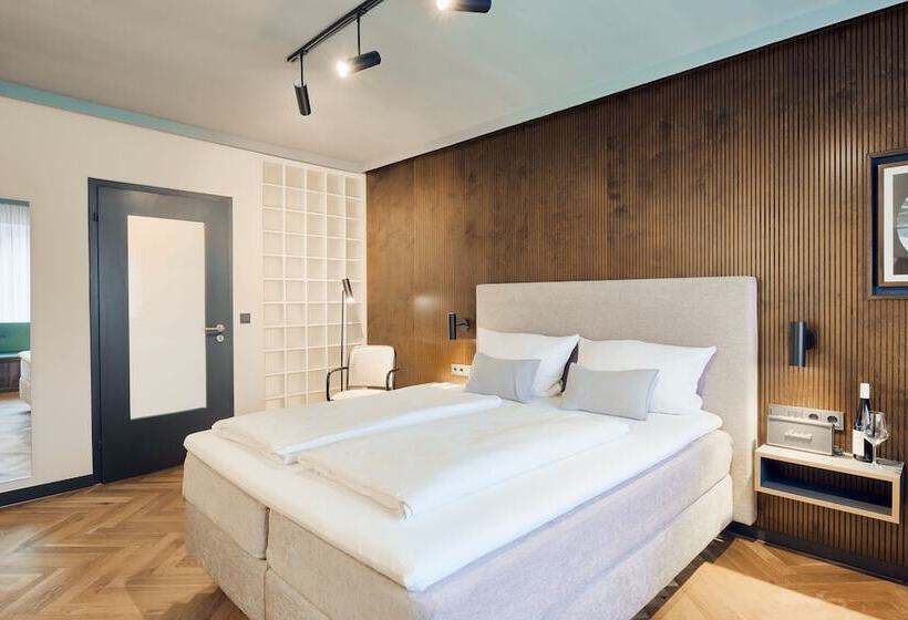 컴포트 룸, Art Hotel Tucholsky