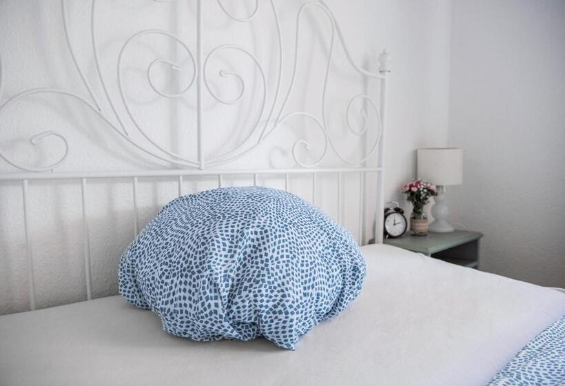 غرفة قياسية فردية, Pension Bertha