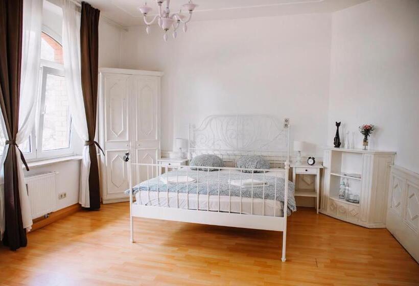 غرفة سوبيريور, Pension Bertha