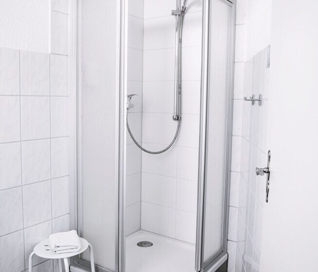 غرفة قياسية, Pension Bertha