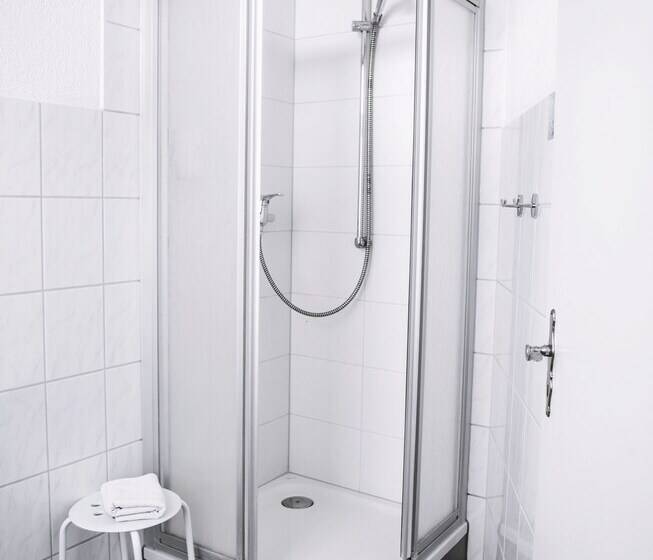 غرفة قياسية, Pension Bertha