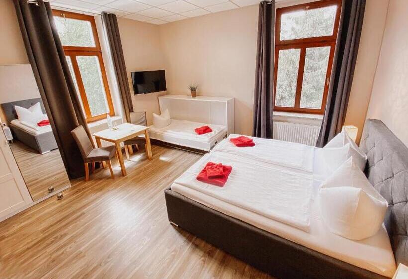 스탠다드 룸, Am Rittergut