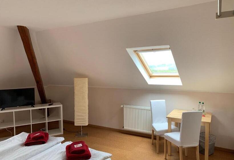 패밀리 룸, Am Rittergut