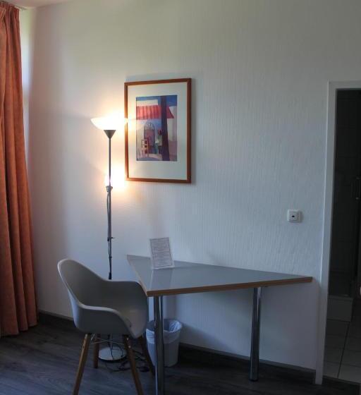 חדר סטנדרט יחיד, Am Römerwall