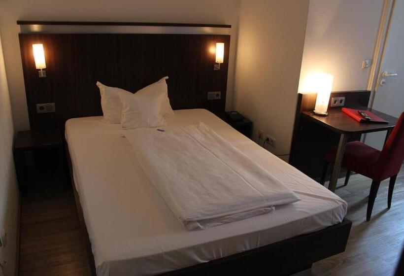 חדר קומפורט יחיד, Am Römerwall