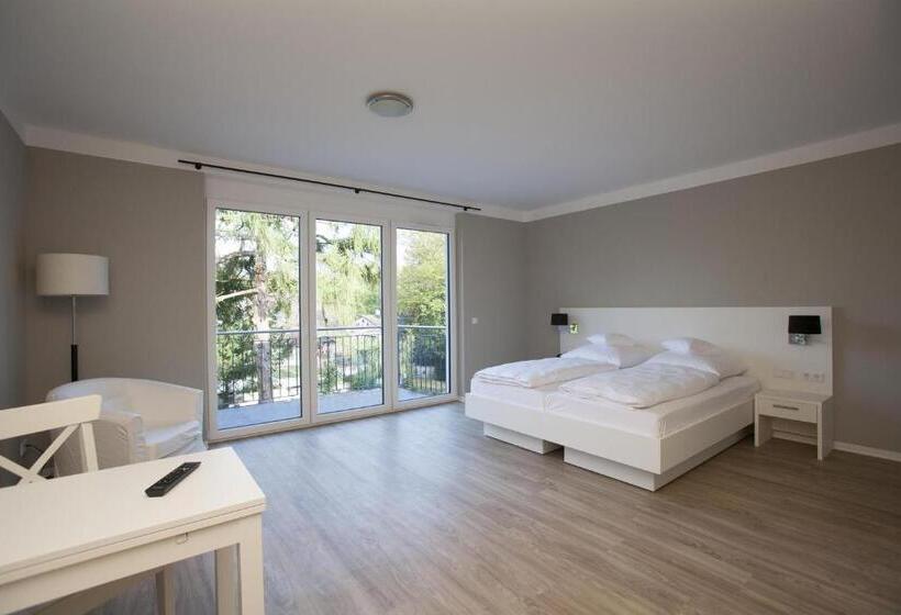 חדר סטודיו סטנדרד, Am Römerwall