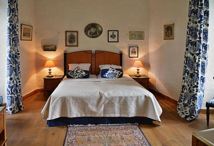 스위트, Burg Boetzelaer