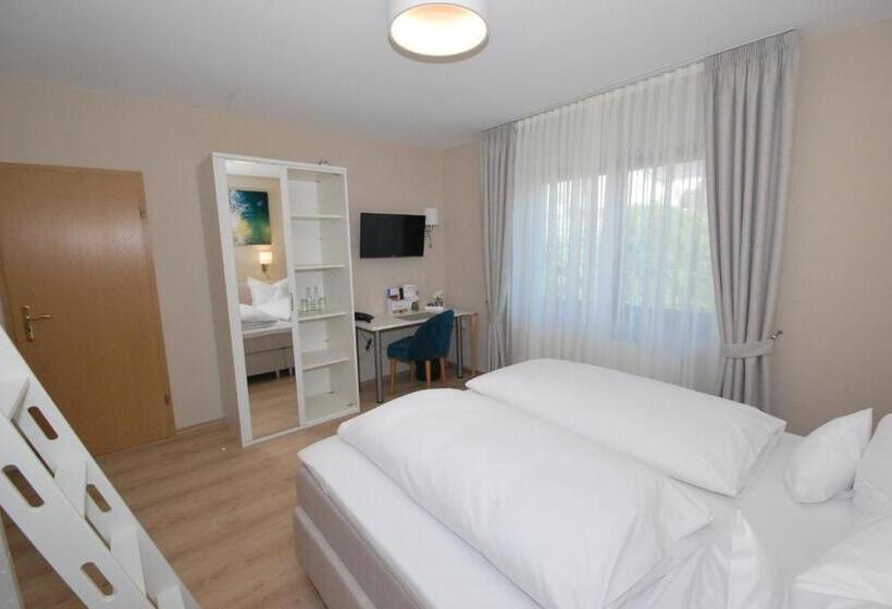 غرفة قياسية رباعية, Colosseum